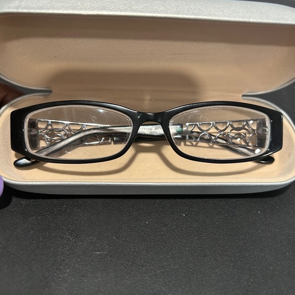 Oscar de la Renta Black Eyewear Frame - Picture 1 of 13